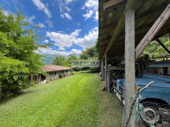 Prestigious panoramic residence