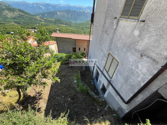 Panoramic townhouse
