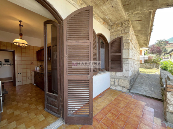 Villa signorile con giardino