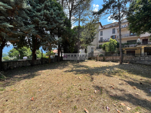 Villa signorile con giardino