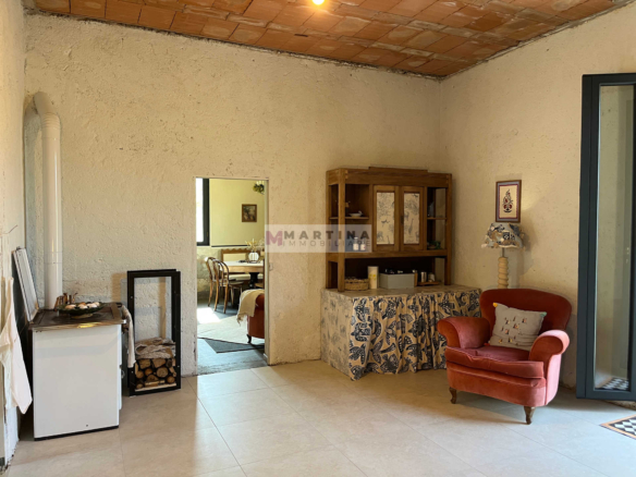 Splendido casale indipendente con terreno