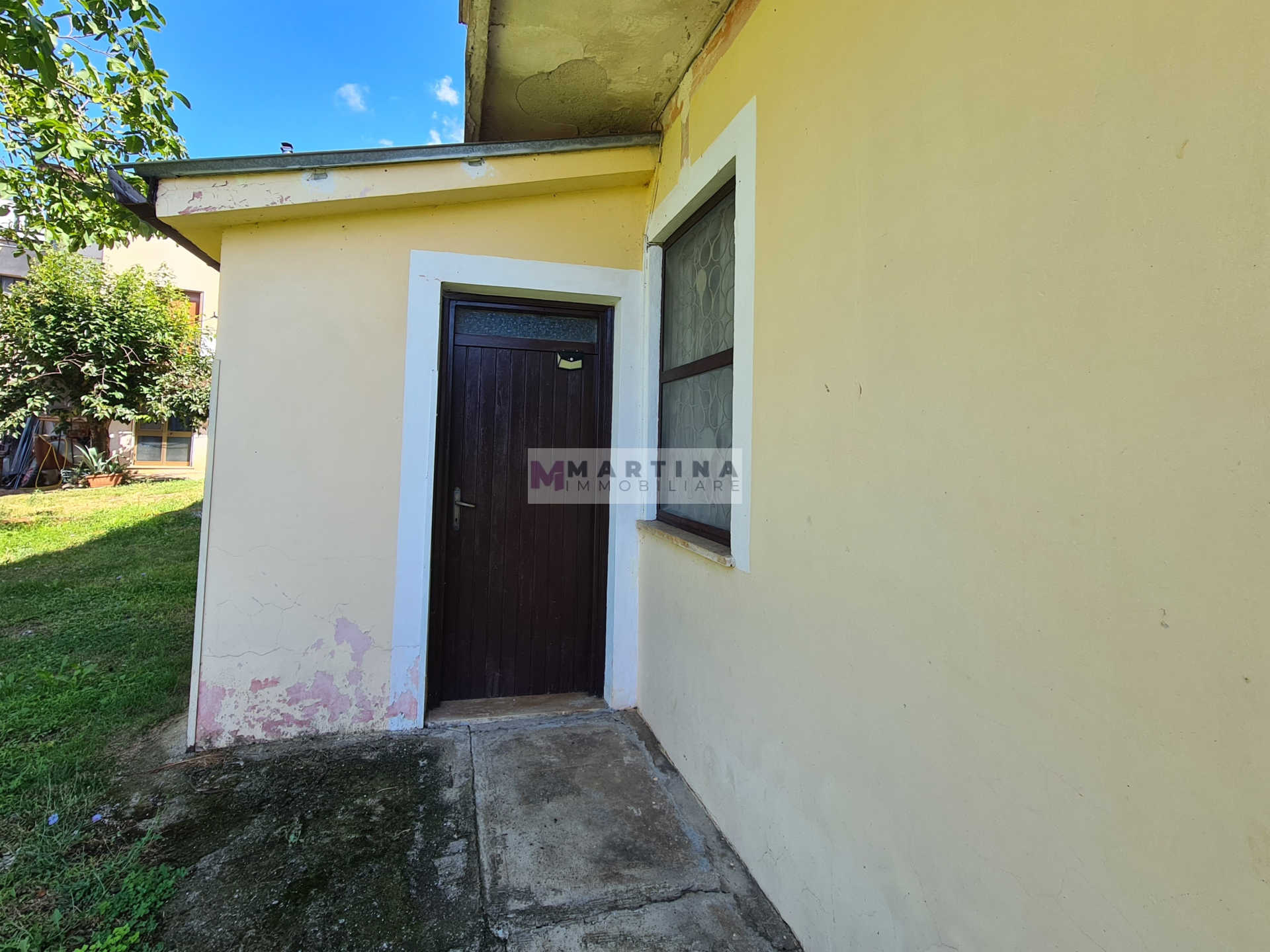 Casale con terreno