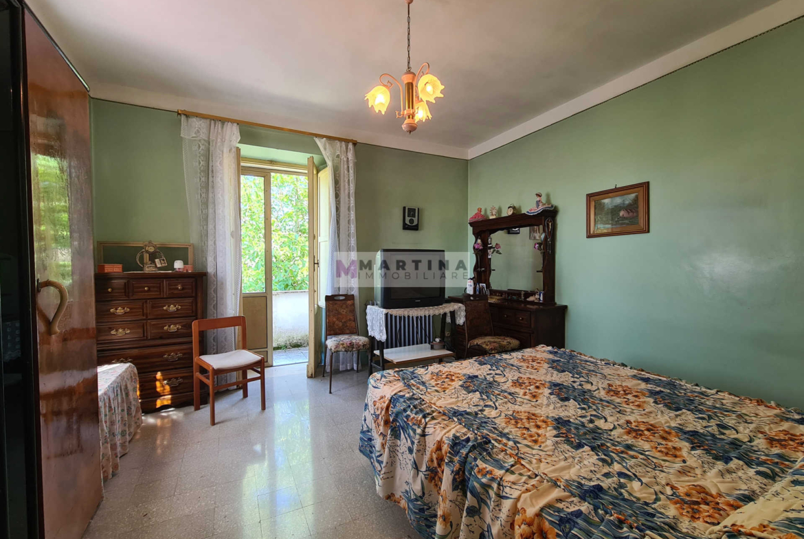 Casale con terreno