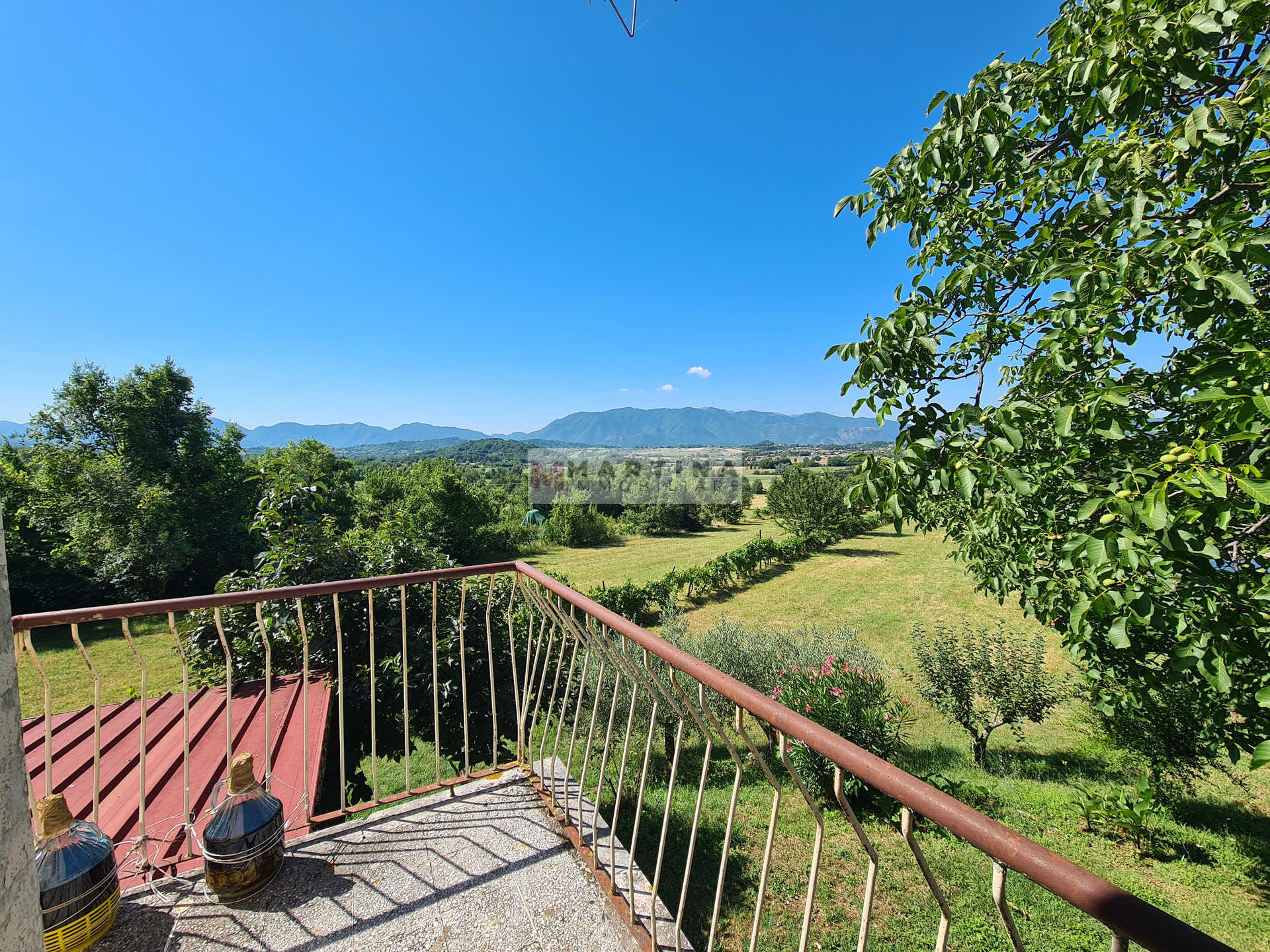 Casale con terreno