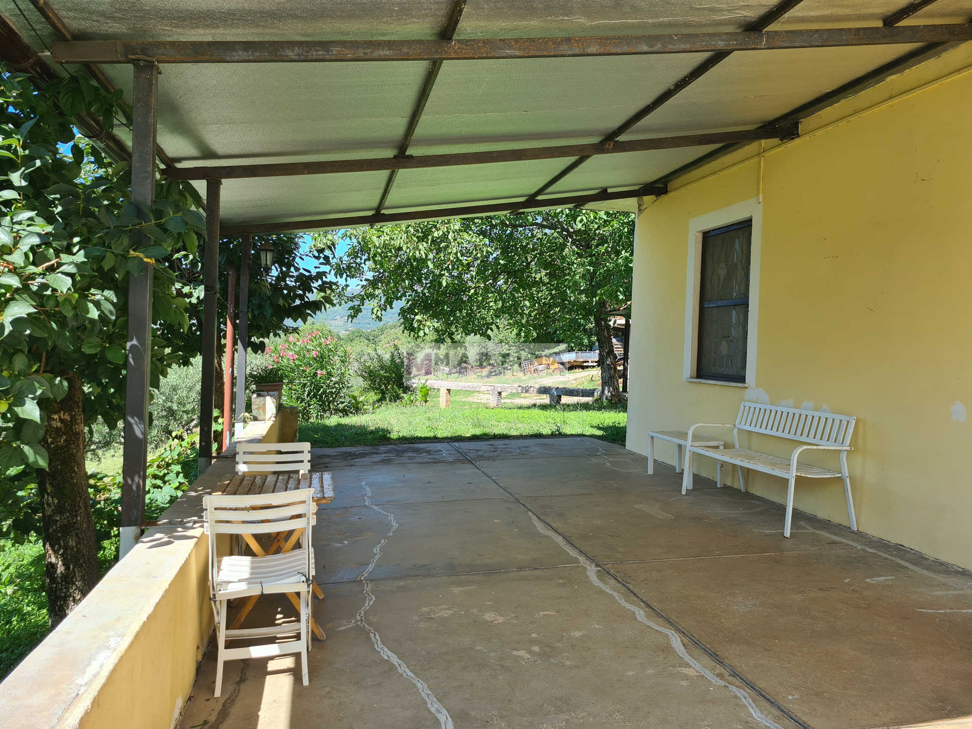 Casale con terreno