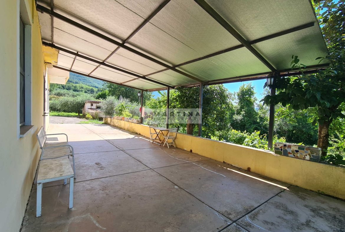 Casale con terreno