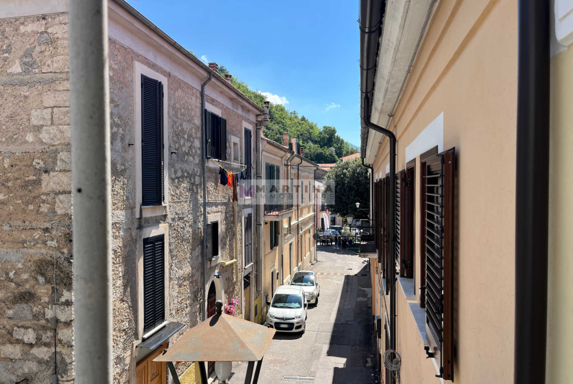 Appartamento centralissimo con cantina