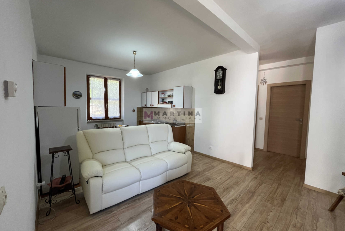 Casa semi-indipendente ristrutturata e arredata