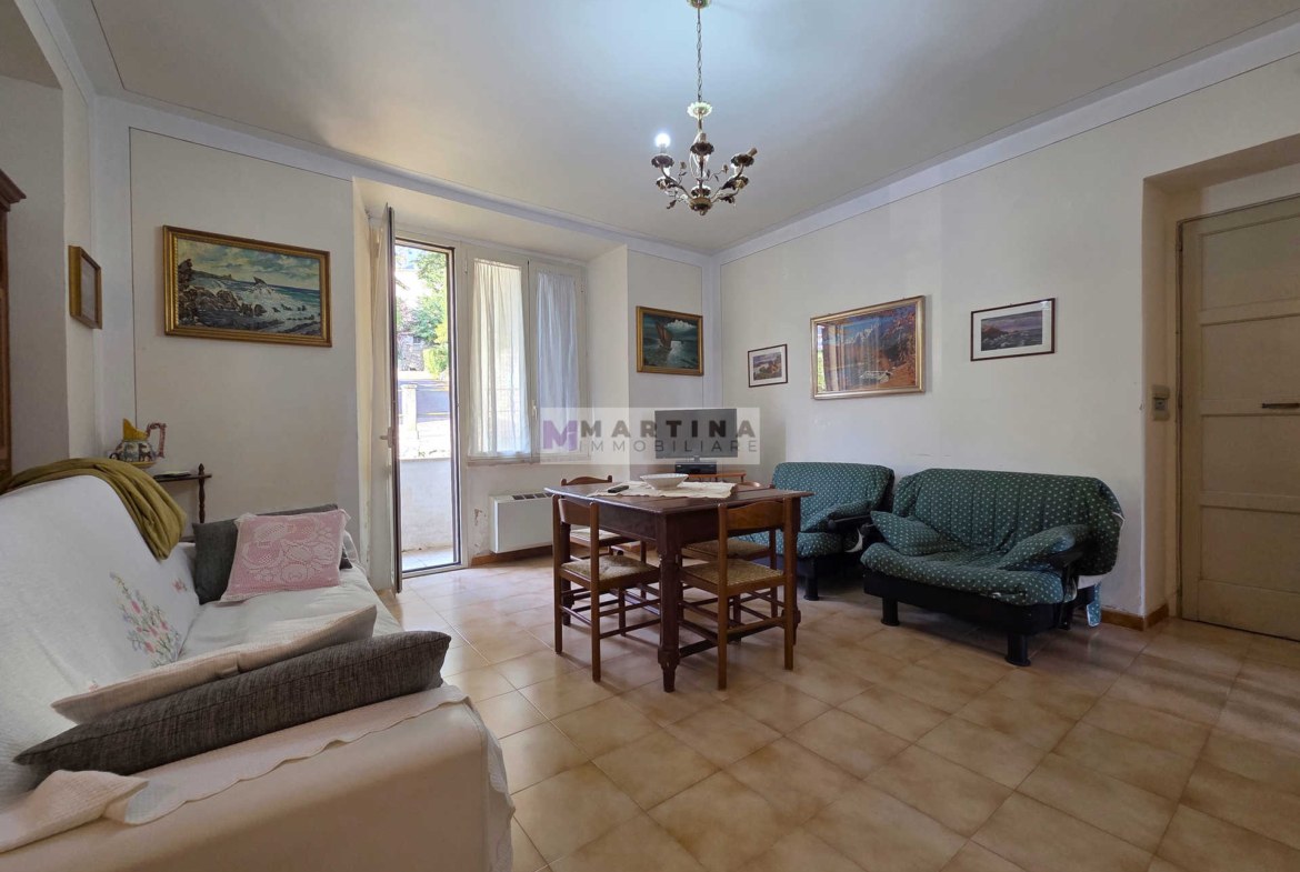Central apartment with garden