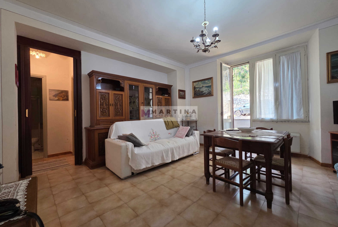 Central apartment with garden
