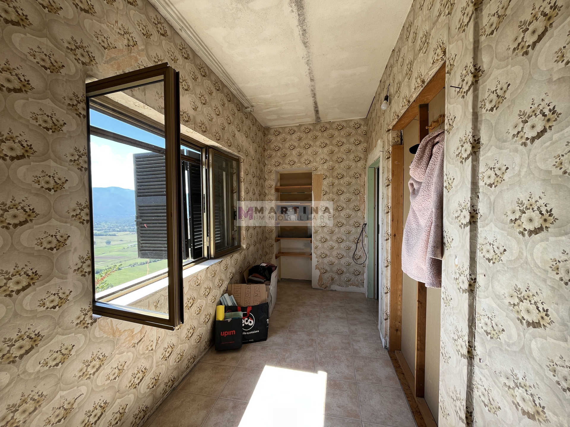 Apartment with courtyard