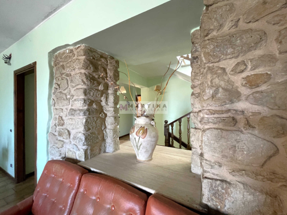 Central terraced house with terrace