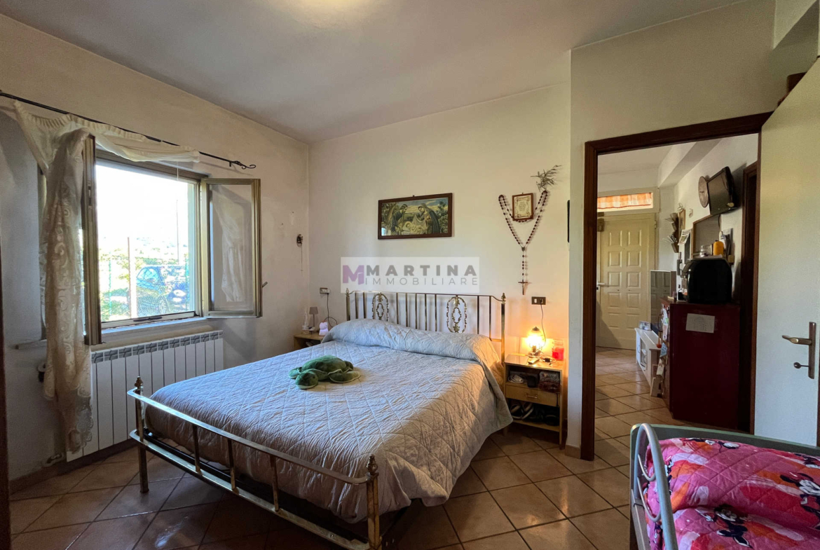 Casa indipendente con giardino
