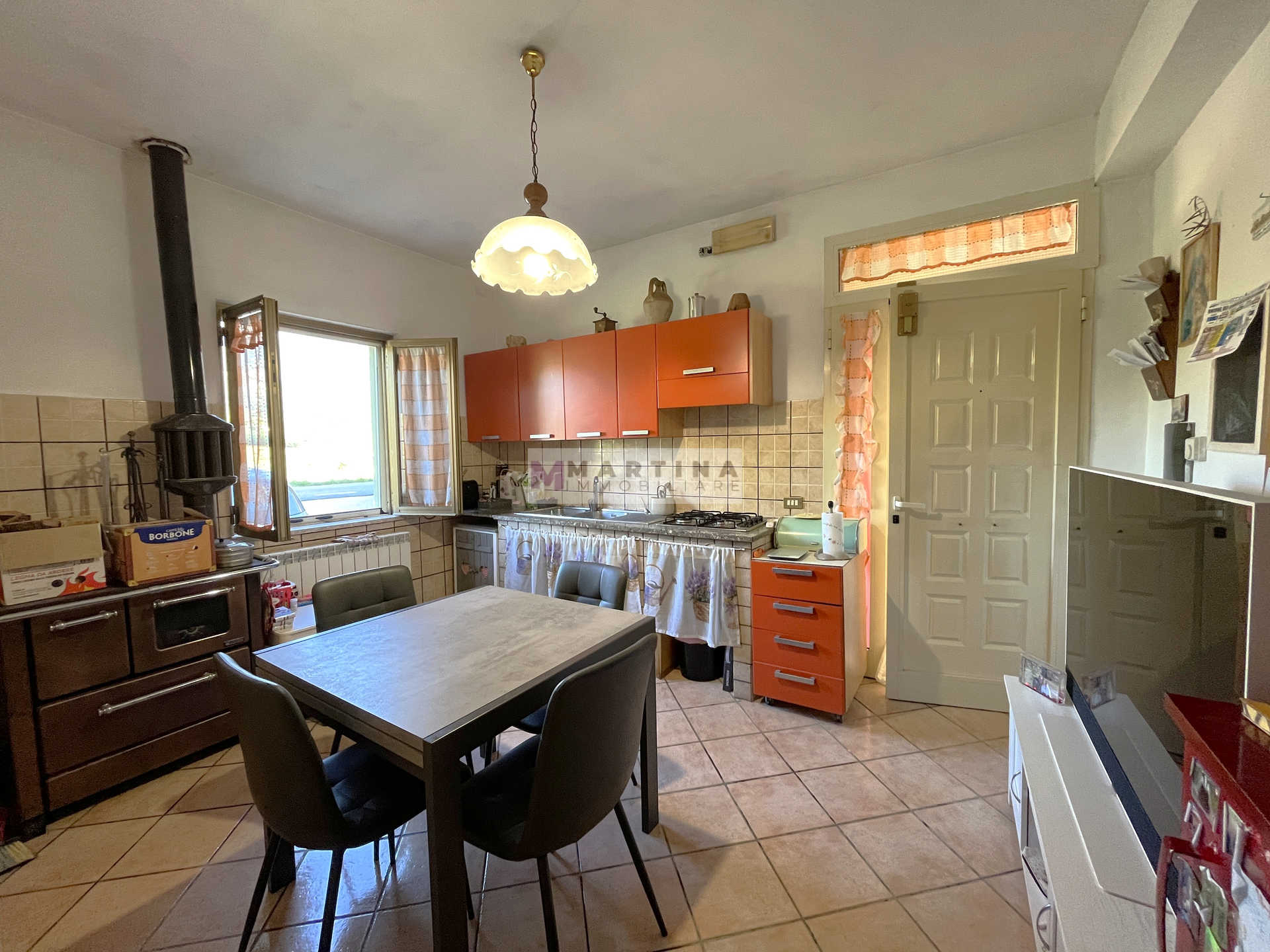 Casa indipendente – Alvito2 Casa indipendente con giardino