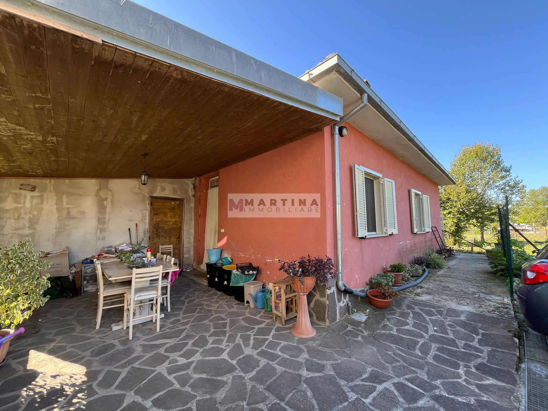 Casa indipendente – Alvito9 Casa indipendente con giardino