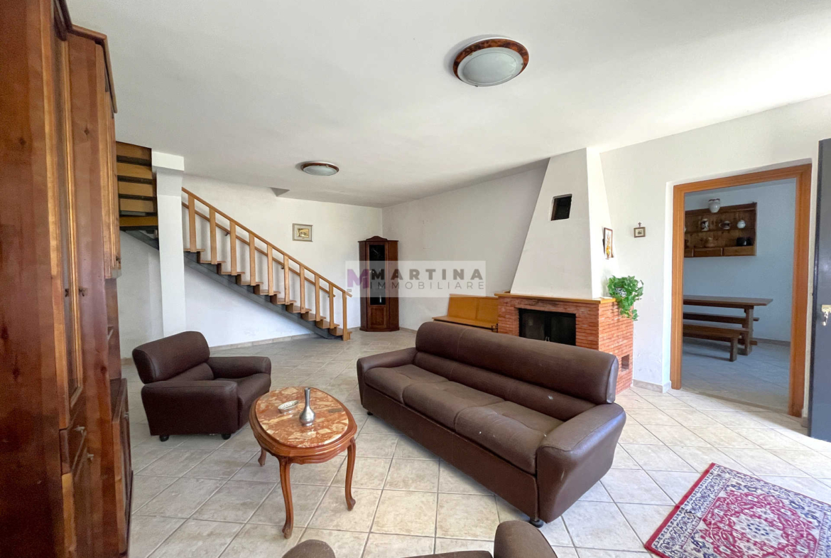 Casa indipendente con terreno
