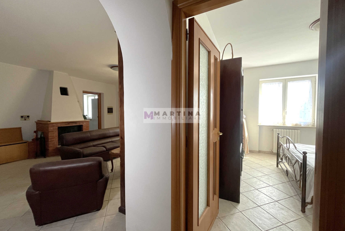 Casa indipendente con terreno