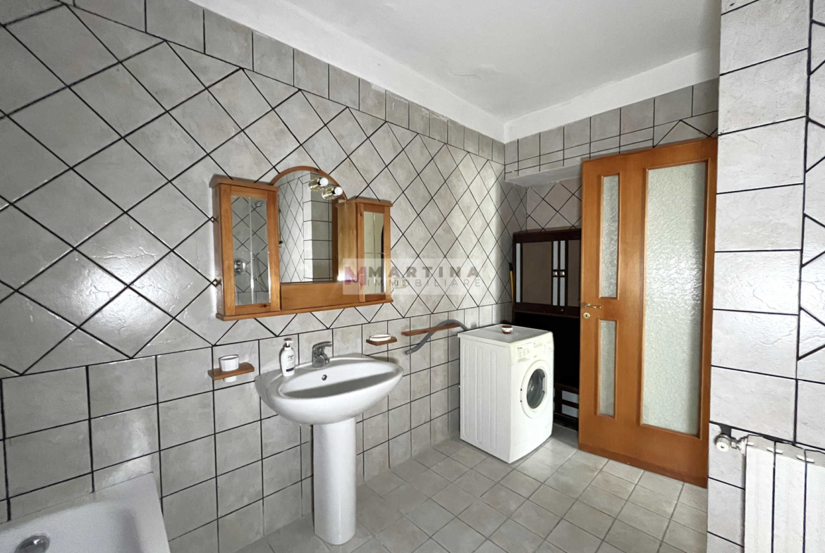 Casa indipendente con terreno