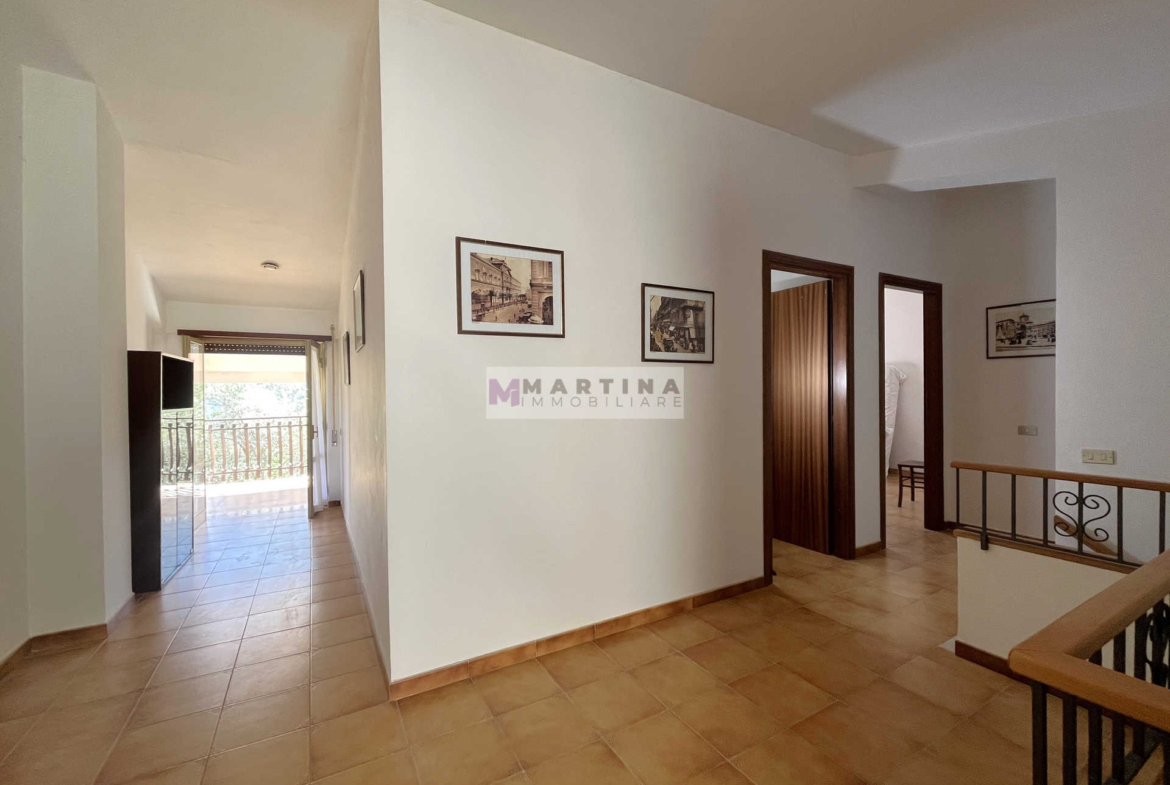 Casa indipendente con terreno