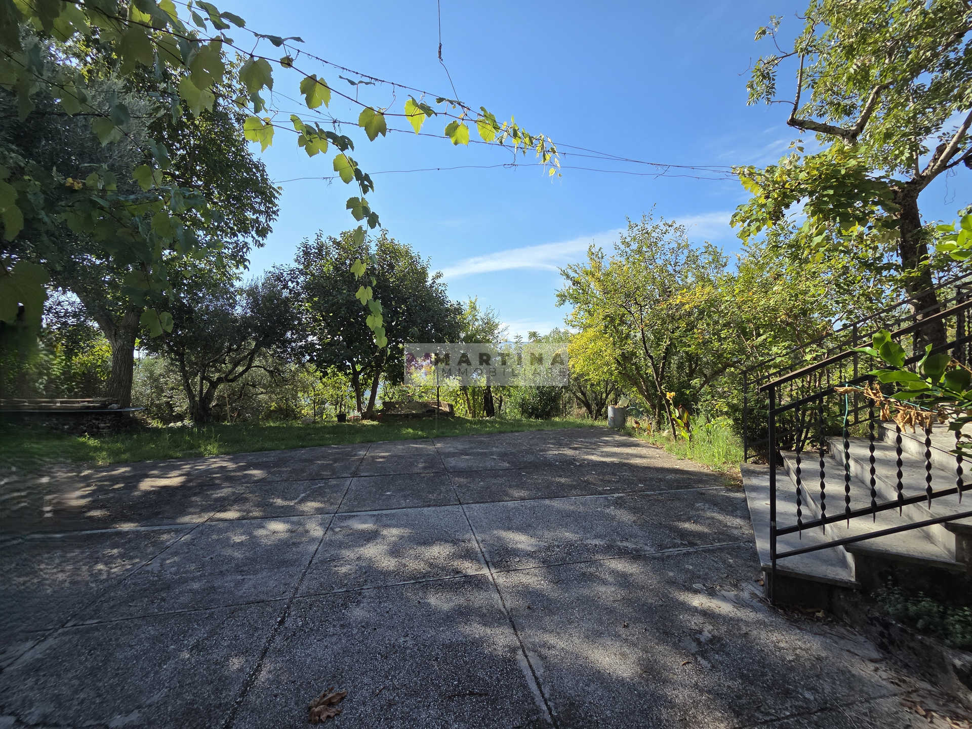 Casa indipendente con terreno