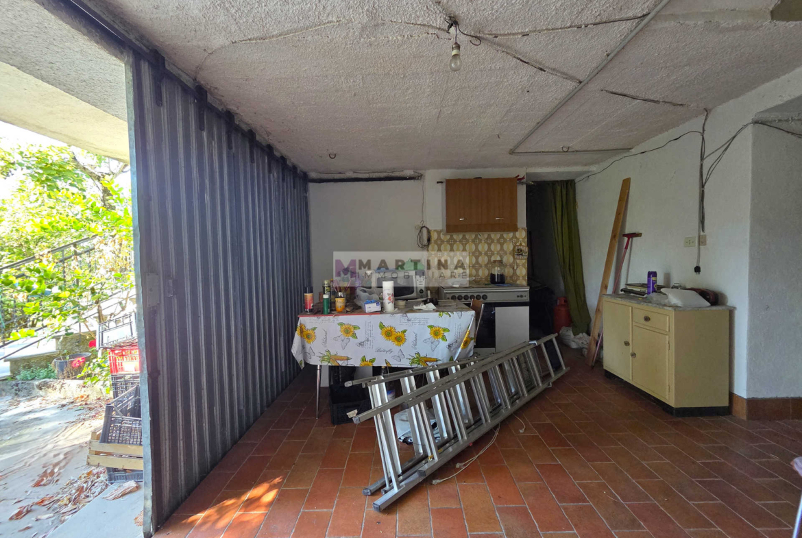 Casa indipendente con terreno
