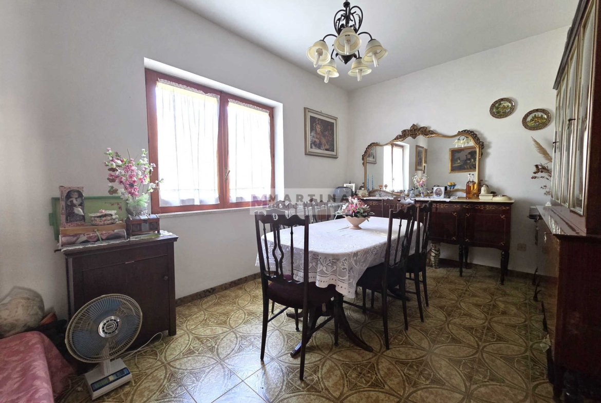 Casa indipendente con terreno