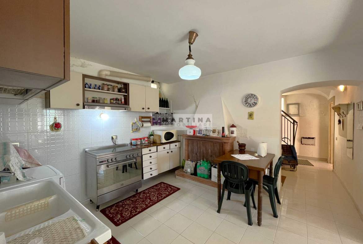 Large apartment with cellars