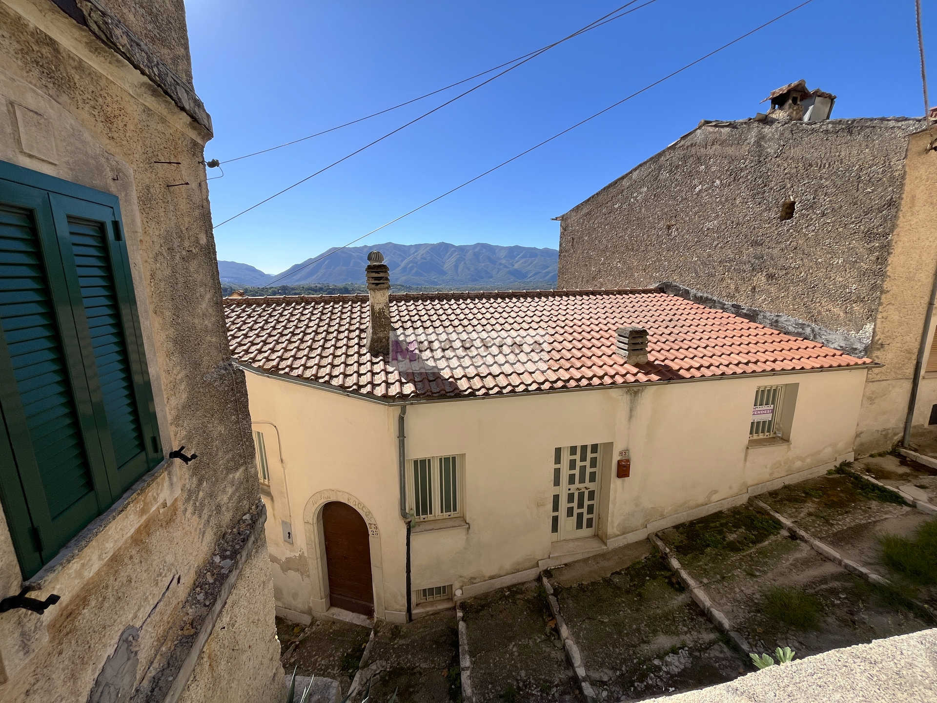 Large apartment with cellars