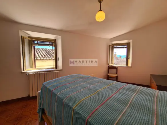 Abitazione nel centro storico con cantina